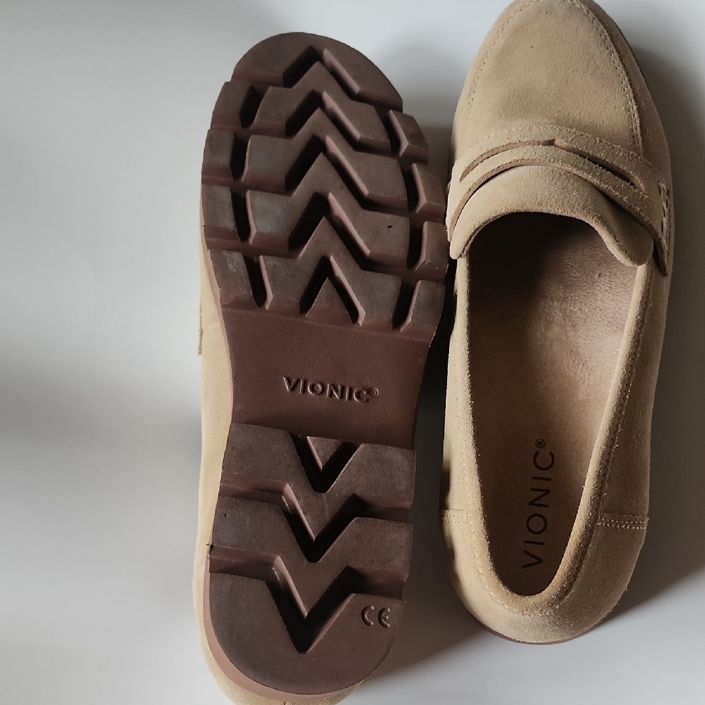 Vionic Tan Suede Penny Loafers Comfort Orthotic Slip On Flats - Picture 9 of 10
